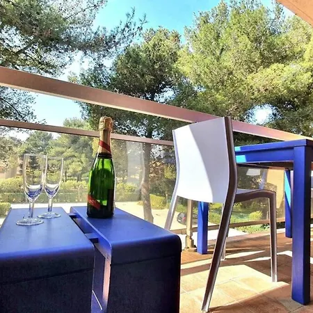 In Blue à La Favière - Classé 3 étoiles Appartement
